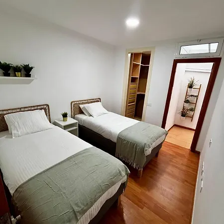 Canteras View Apartament *
