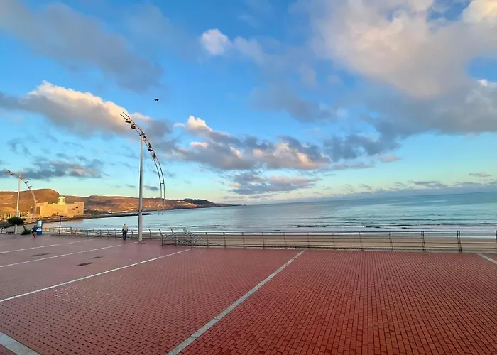 Canteras View Apartament *